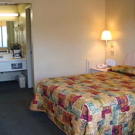Executive Inn Pasadena Habitación foto